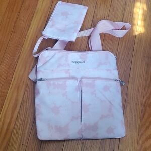 Bagallini Horizon Washable Travel Pink Crossbody Bag